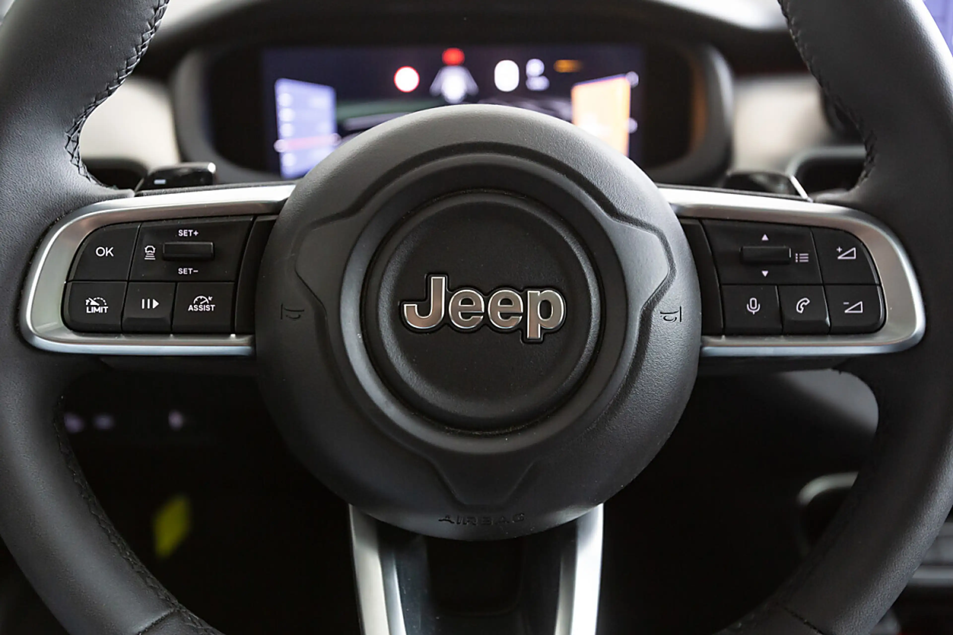 Jeep Avenger 1.2 Mild-Hybrid Summit Mild-Hybrid — photo 13