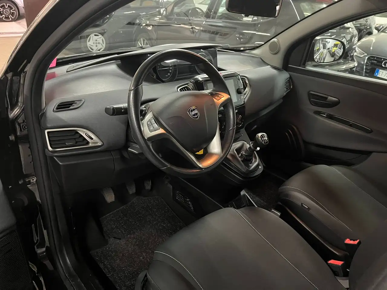 Lancia Ypsilon 2022