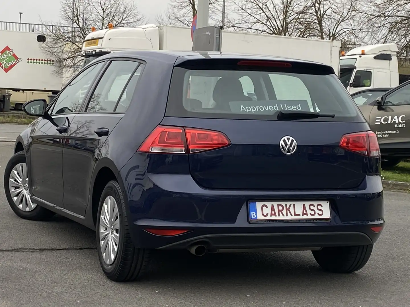 Volkswagen Golf 1.2 TSI Highline AUTOMATISCH Bleu - 2