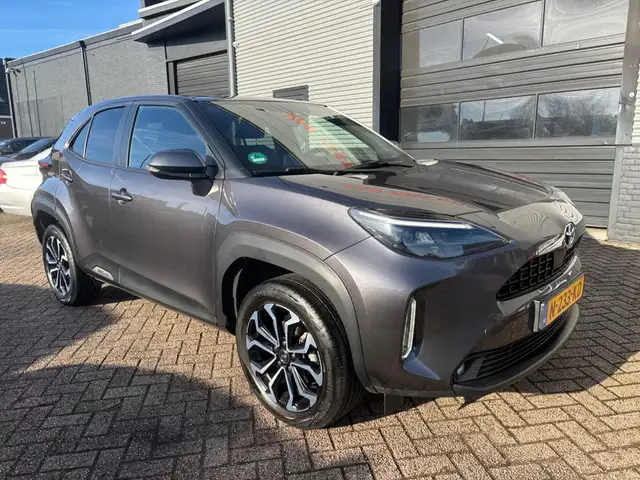 Toyota Yaris Cross 1.5 VVT-I First Ed. 6 MND GAR | NAVI | APPLE CARPL