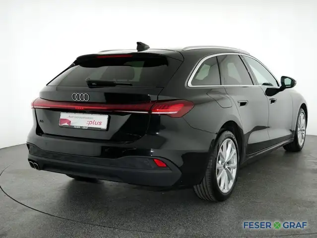 Audi A5 view 5