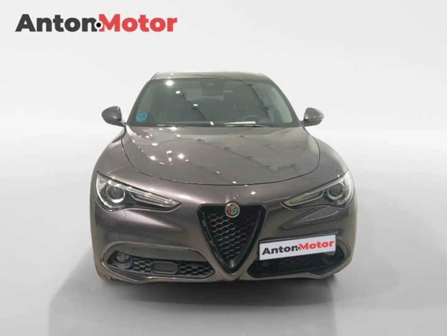 Alfa Romeo Stelvio 2.2 Diésel 140kW (190CV) Sprint+ Q4 Gris - 2