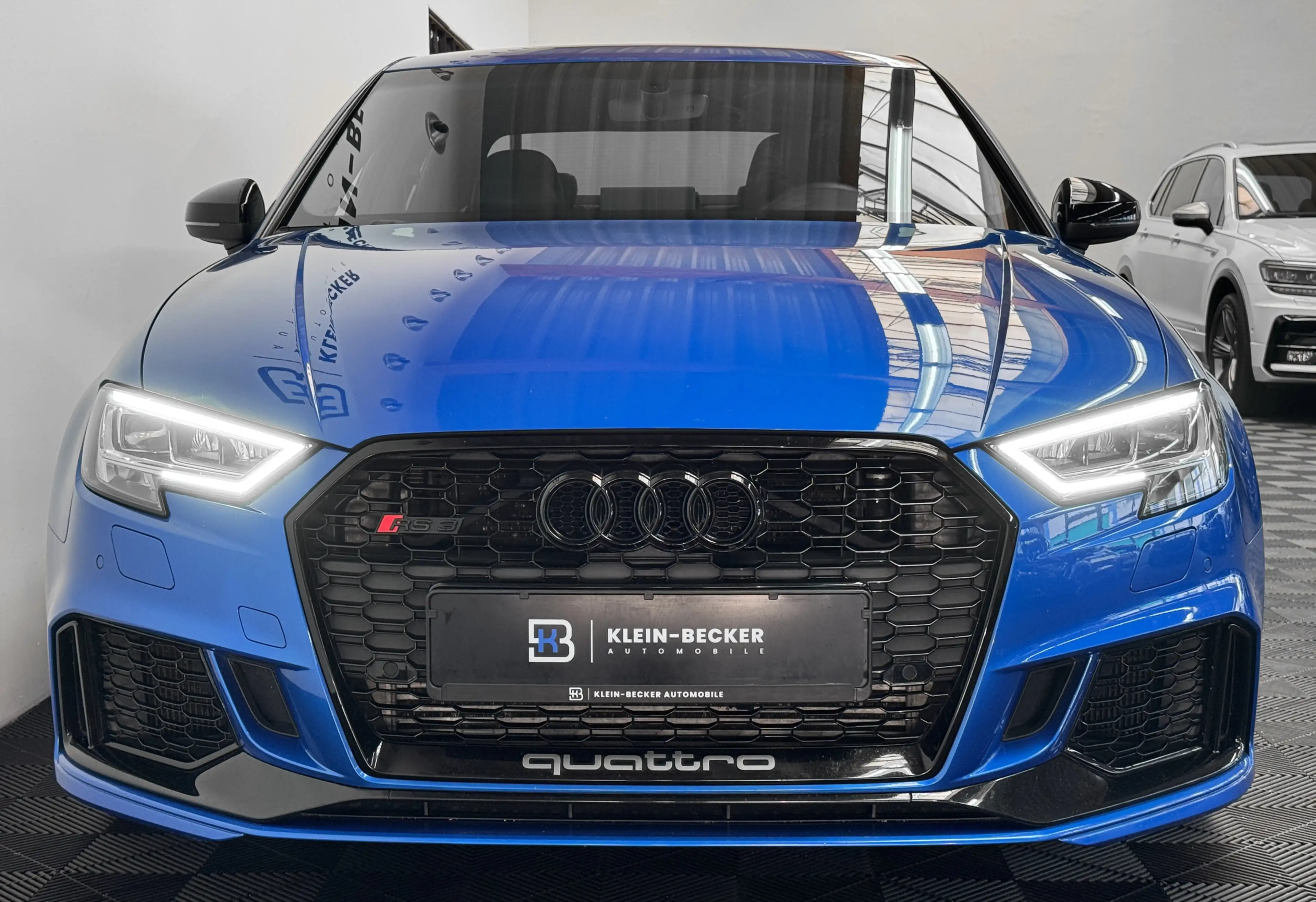 Audi RS3 Limousine q. *Virtual*Keyless*Schwarz-Optik* — photo 7