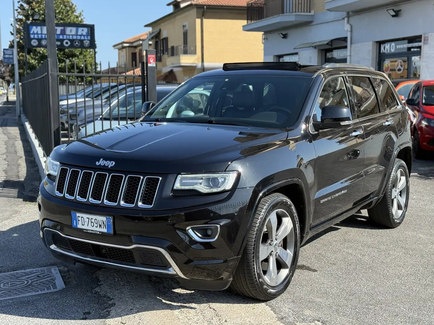 Jeep Grand Cherokee 3.0 CRD OVERLAND UFFICIALE 1 Pro ottime condizioni Černá - 1