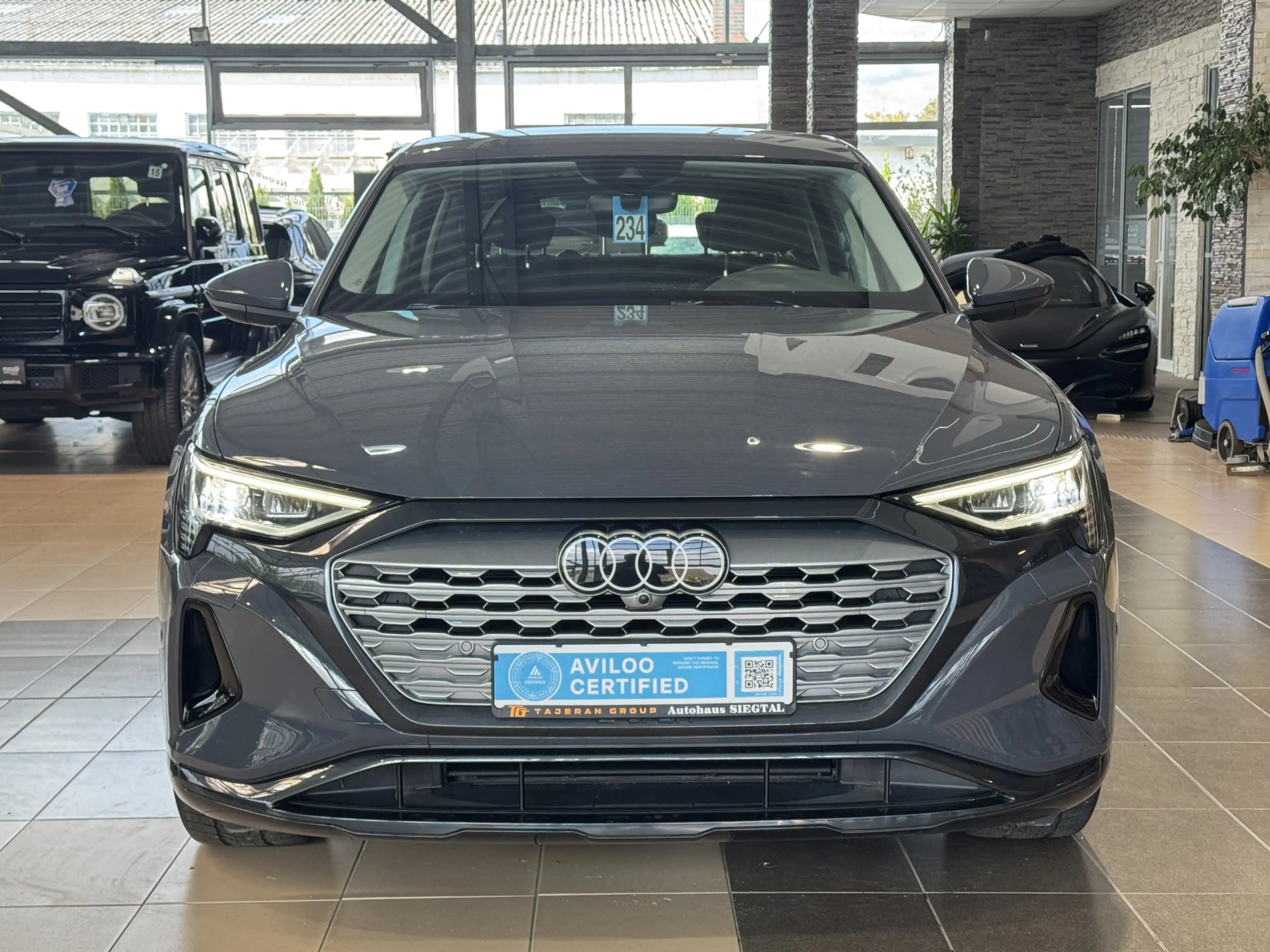 Audi Q8 e-tron 50 Quattro Advanced R.Cam Navi AHK SHZ — photo 3