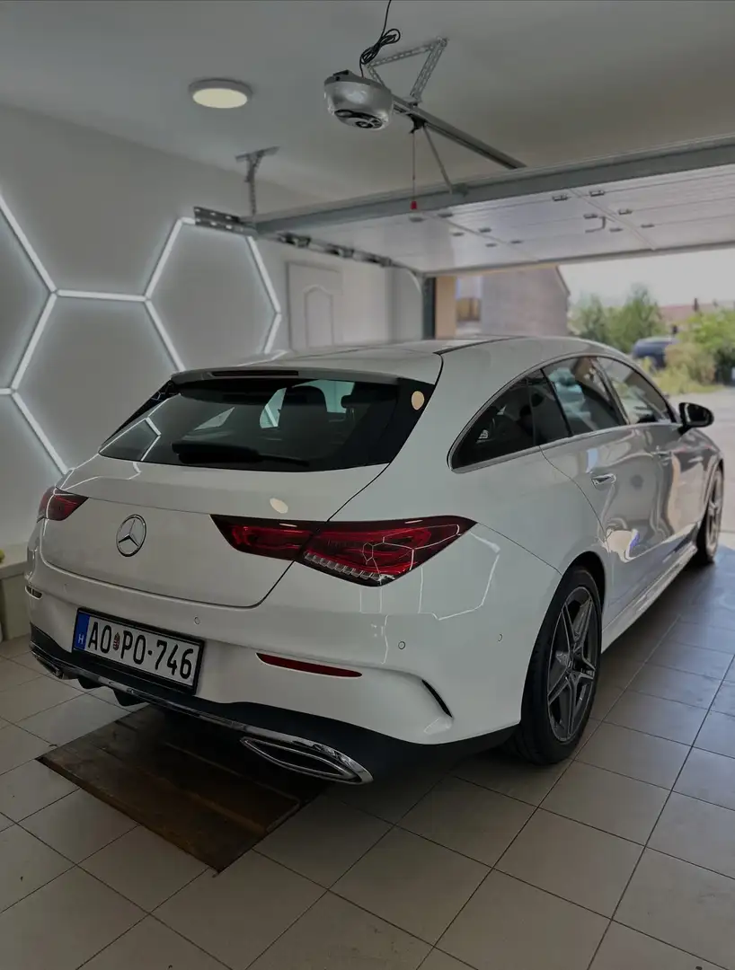 Mercedes-Benz CLA 220 d Shooting Brake 8G-DCT AMG Line - 2