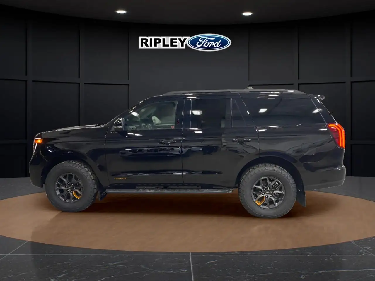 Ford Expedition снимка Ford Expedition