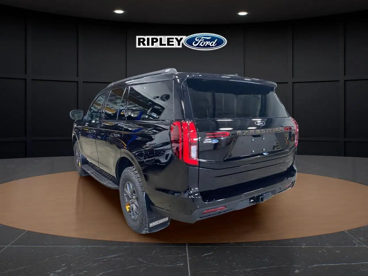 Ford Expedition снимка Ford Expedition