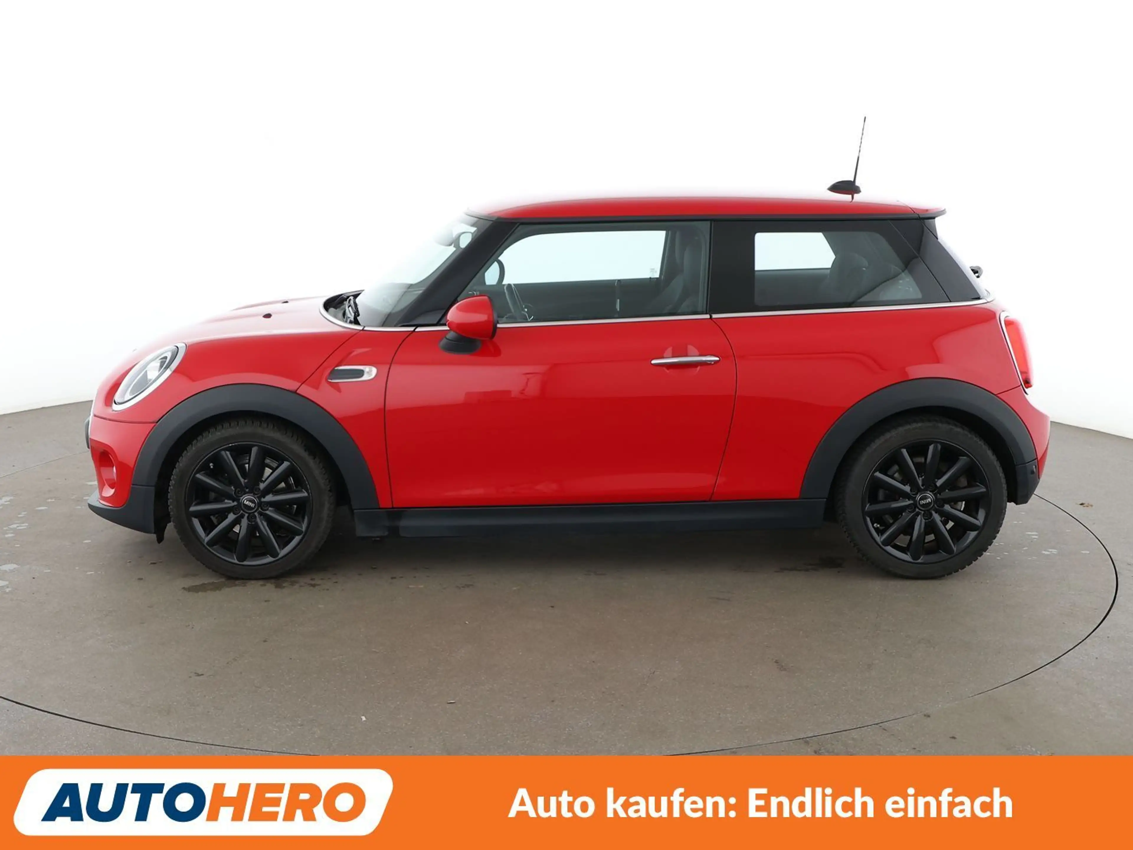 MINI One One — photo 3