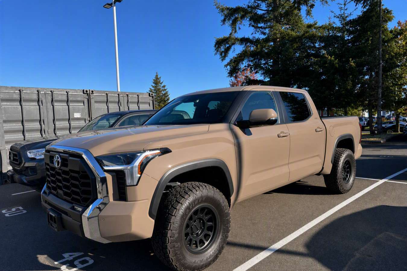 2026 Toyota Tundra SR TRD Off Road lifted !