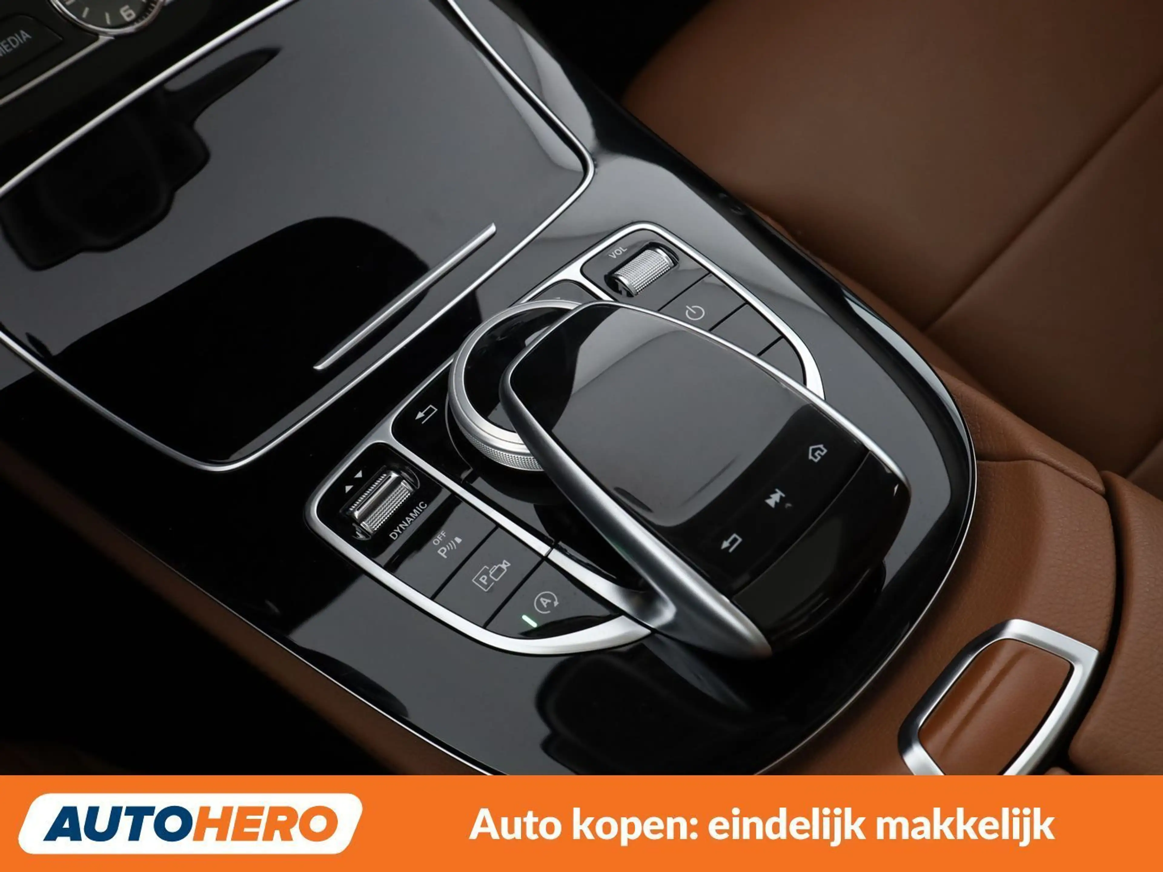 Mercedes-Benz E 250 E 250 AMG Line — photo 25