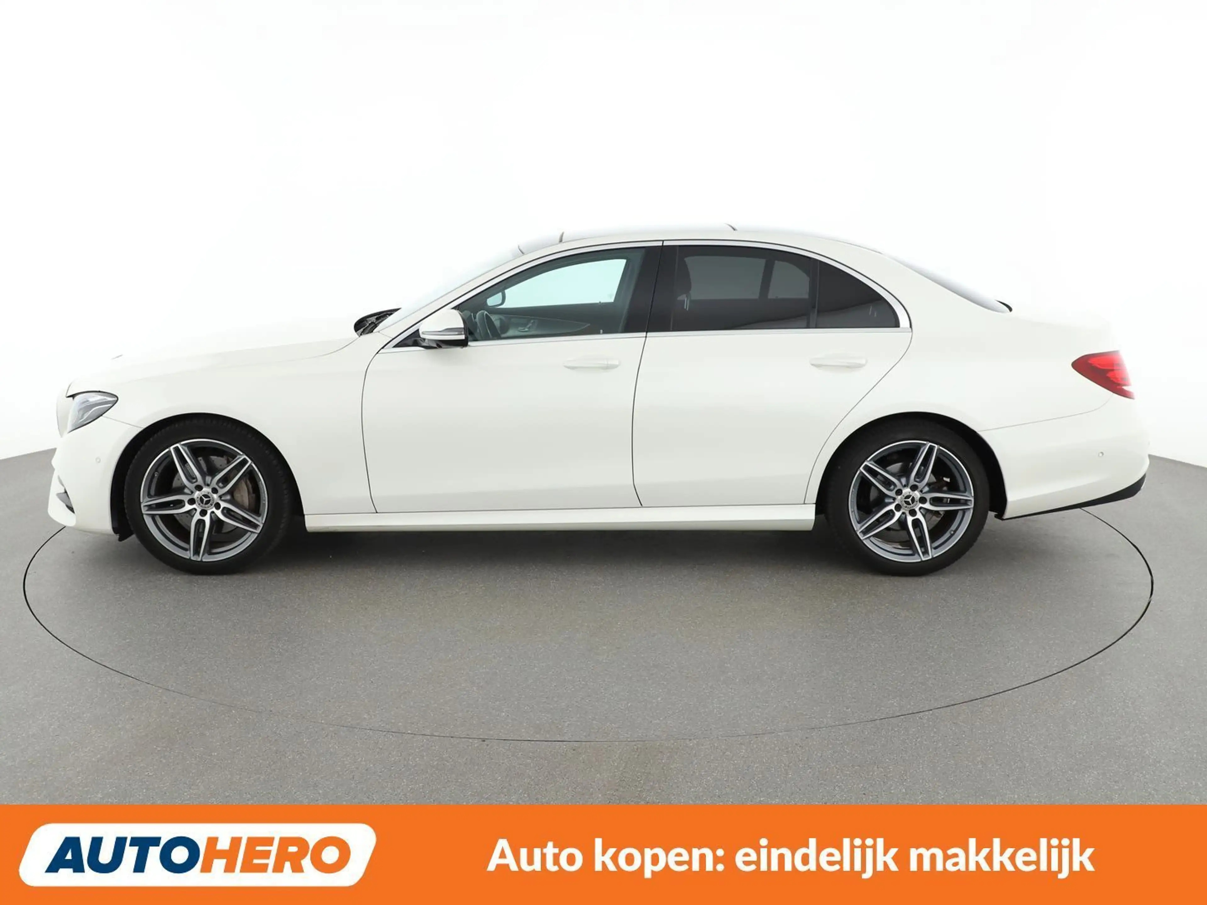 Mercedes-Benz E 250 E 250 AMG Line — photo 3