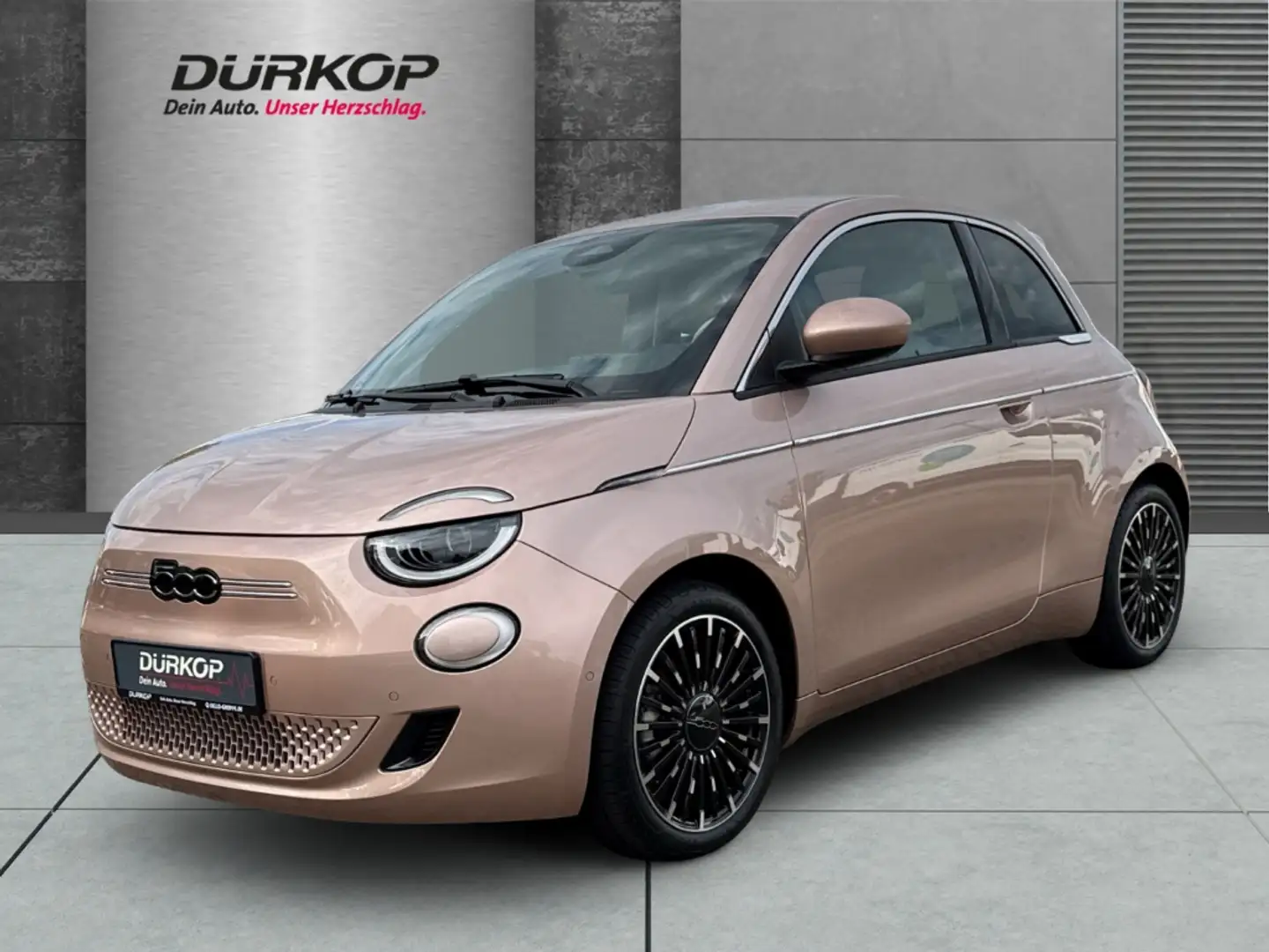 Fiat 500e La Prima Neuer 42 kWh MY25 Panorama Navi Soundsyst Gold - 1