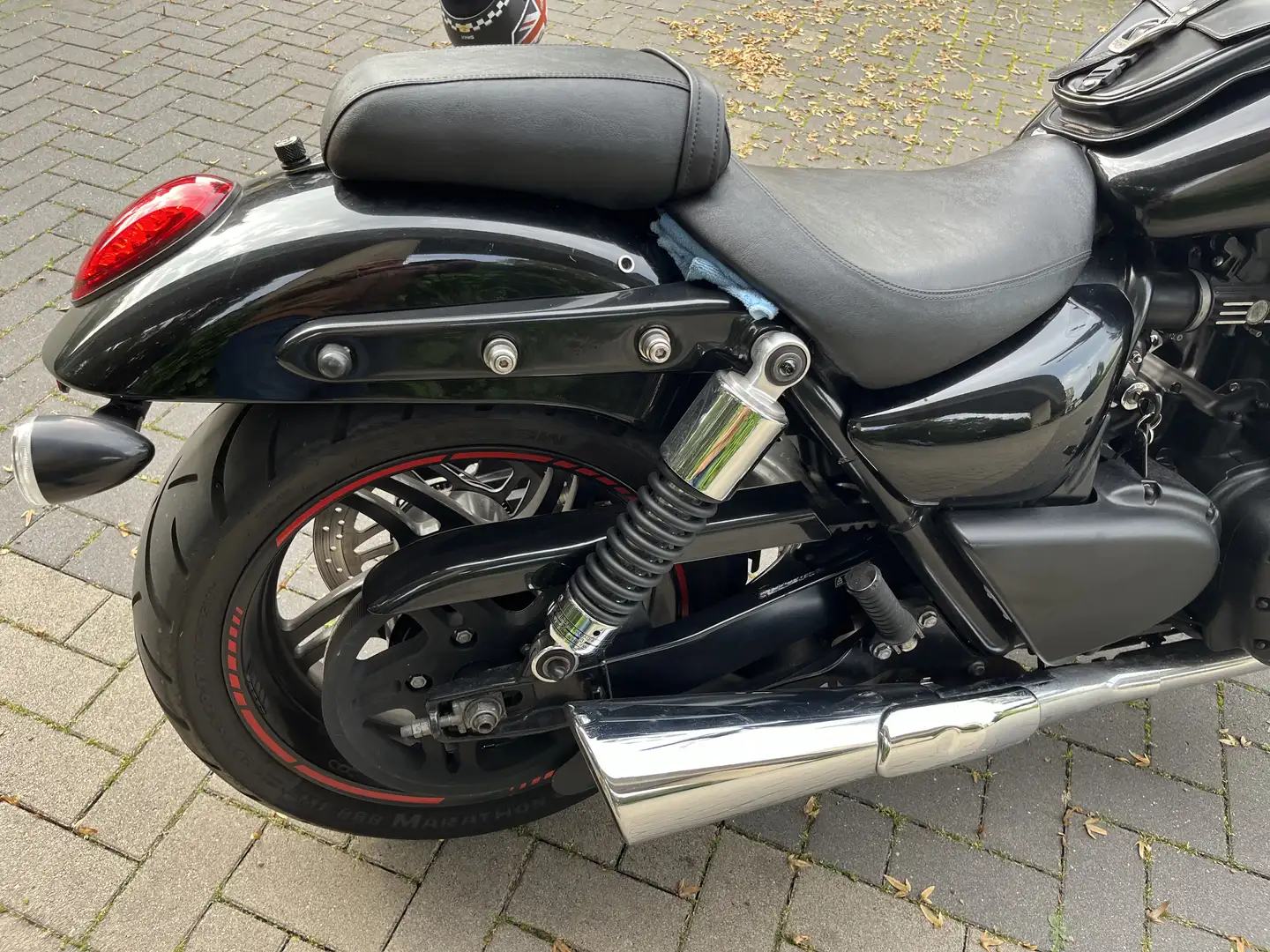 Triumph Thunderbird Storm 1700 Noir - 2