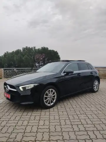 Mercedes-Benz A 250 250e 8G-DCT