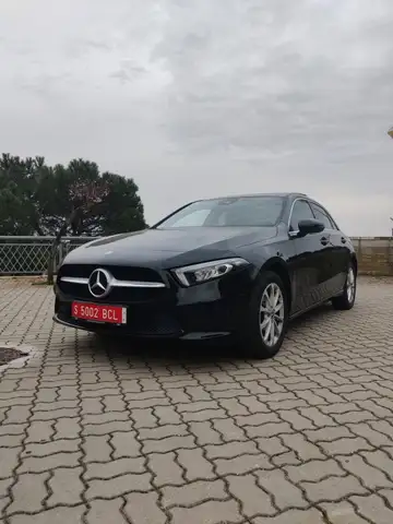 Mercedes-Benz A 250 250e 8G-DCT
