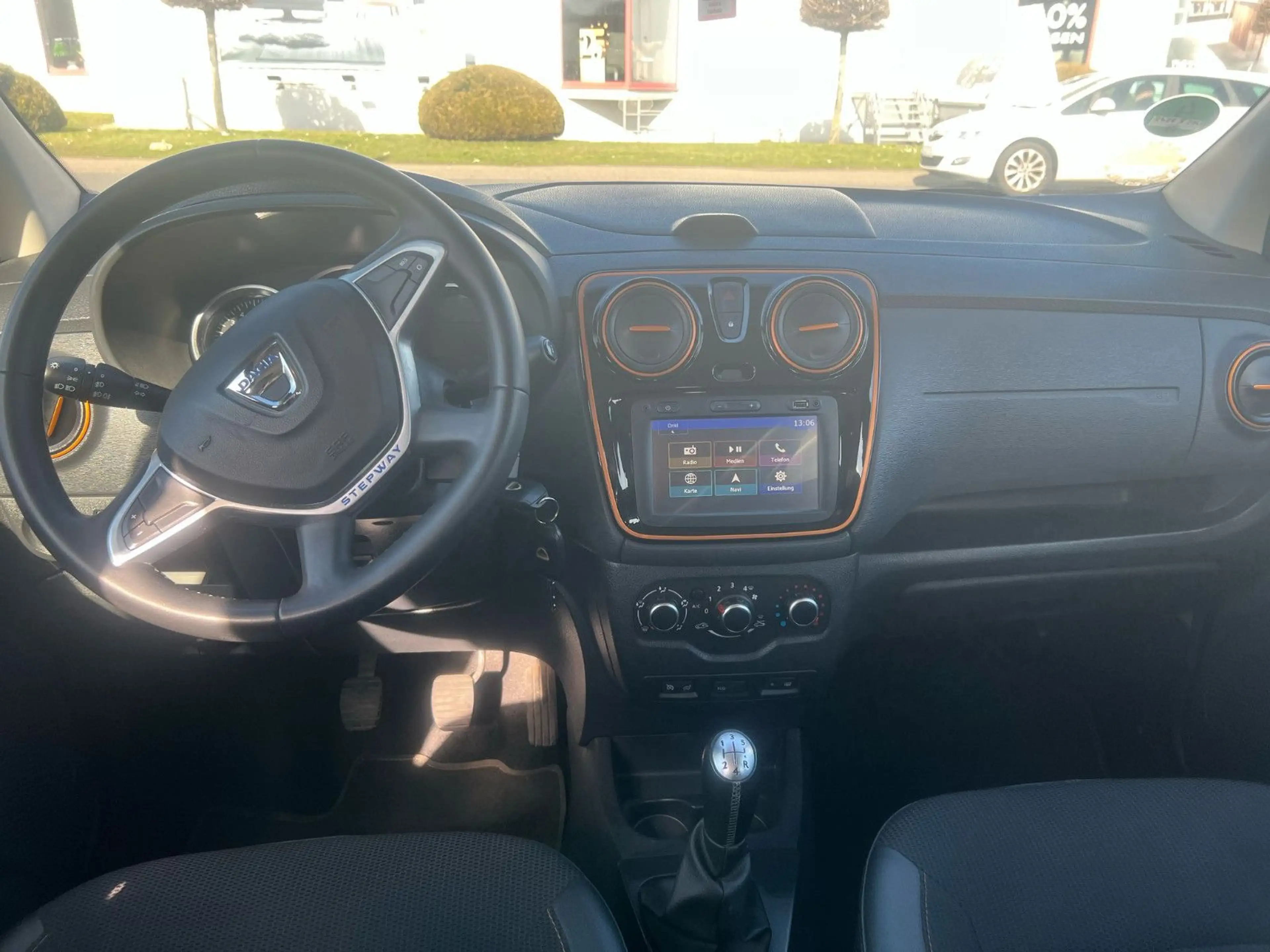 Dacia Lodgy Stepway Celebration Navi Allu Tüv — photo 8