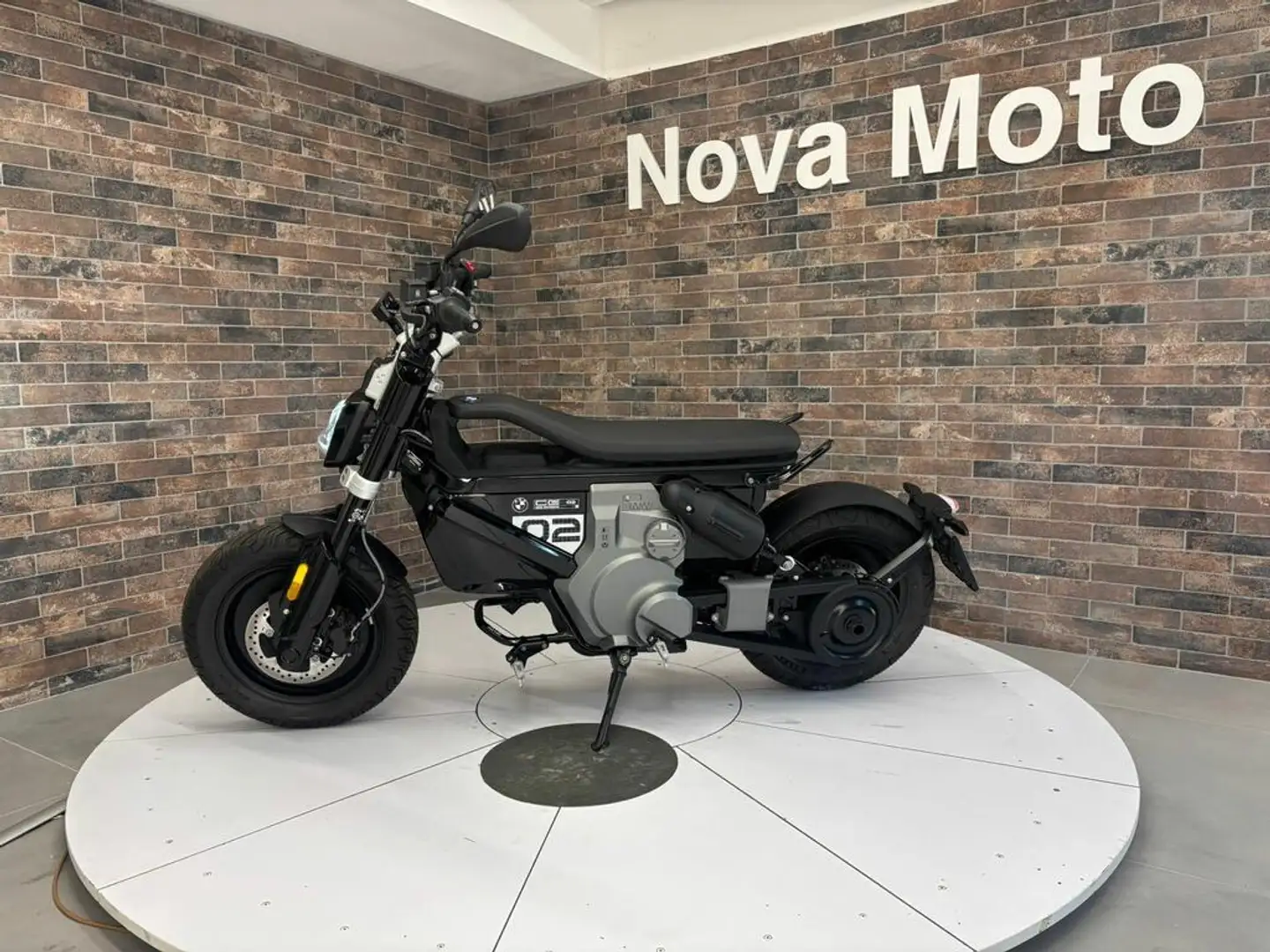 BMW CE 02 4kw Abs Nero - 1