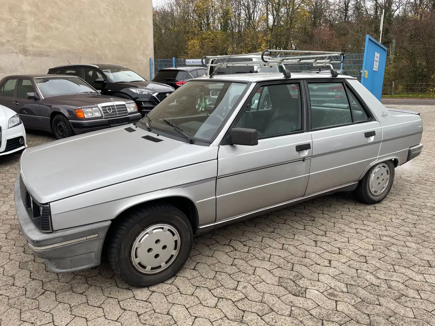 Renault R 9 # eventuell  auch in Teilen # Plateado - 1