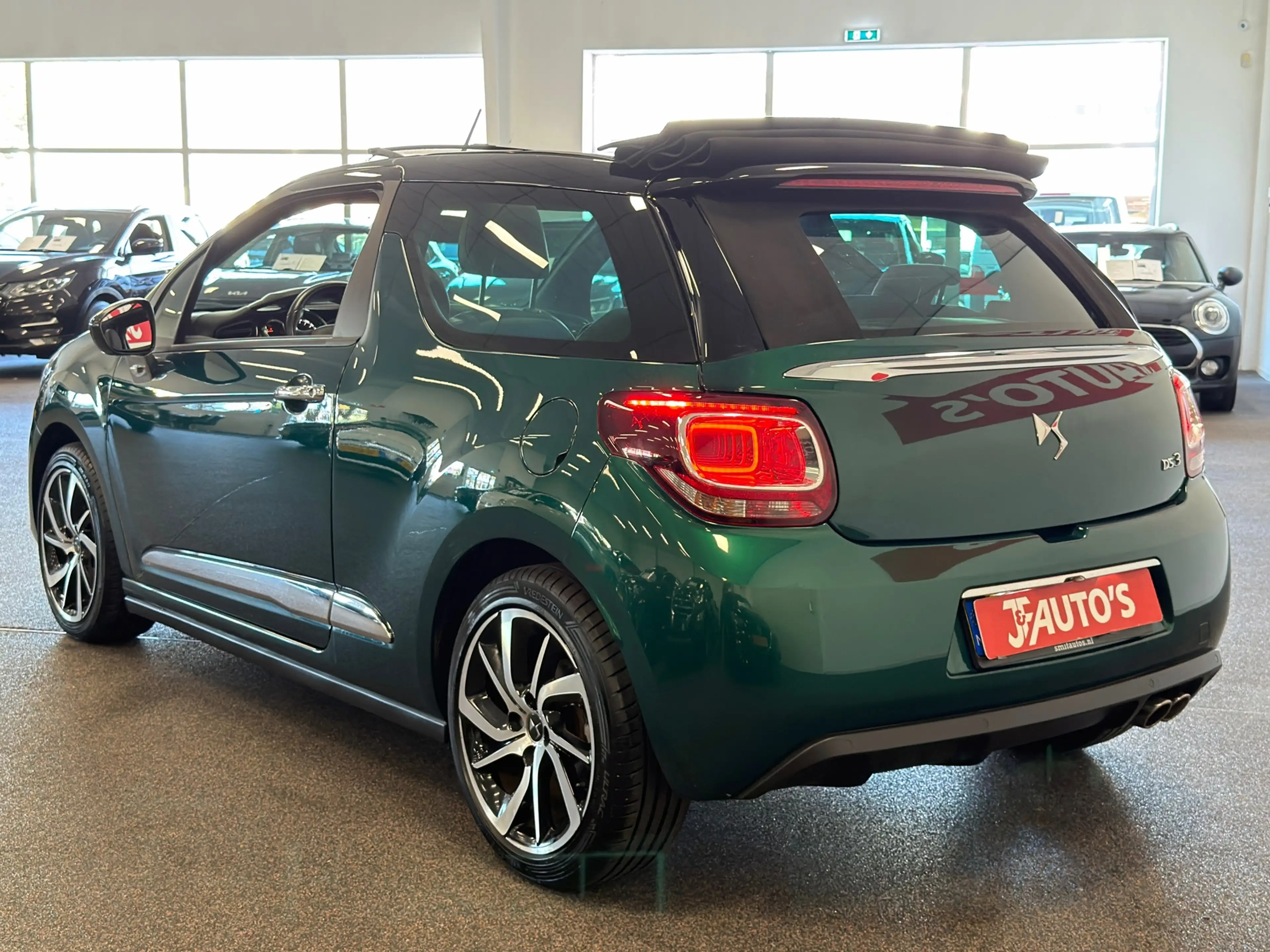 DS Automobiles DS 3 Cabrio 1.2 PureTech Shine| NAVIGATIE, CAMERA, CRUI — photo 3