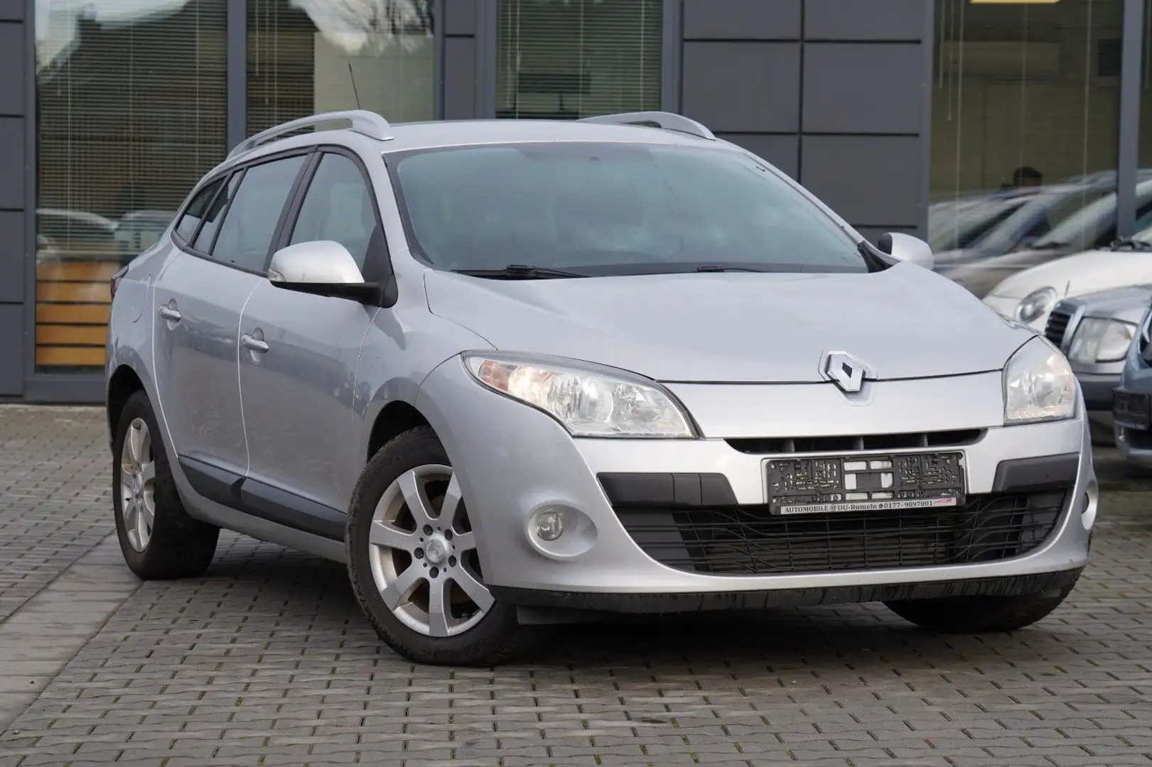 Renault Megane III Grandtour Expression Gris - 1