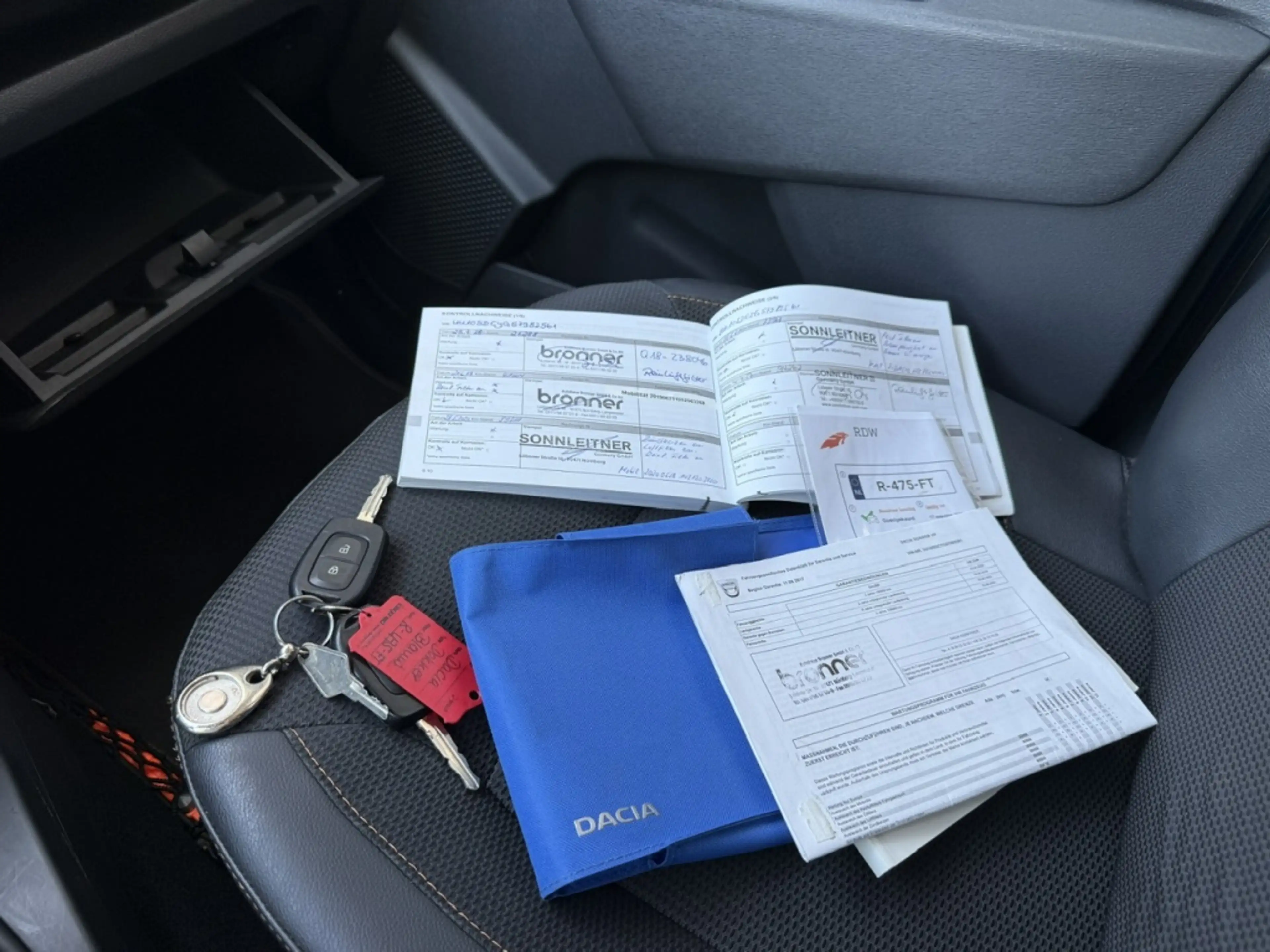 Dacia Dokker 1.2 TCe S&S Ambiance NIEUWE APK / RIJDT GOED / AIR — photo 27