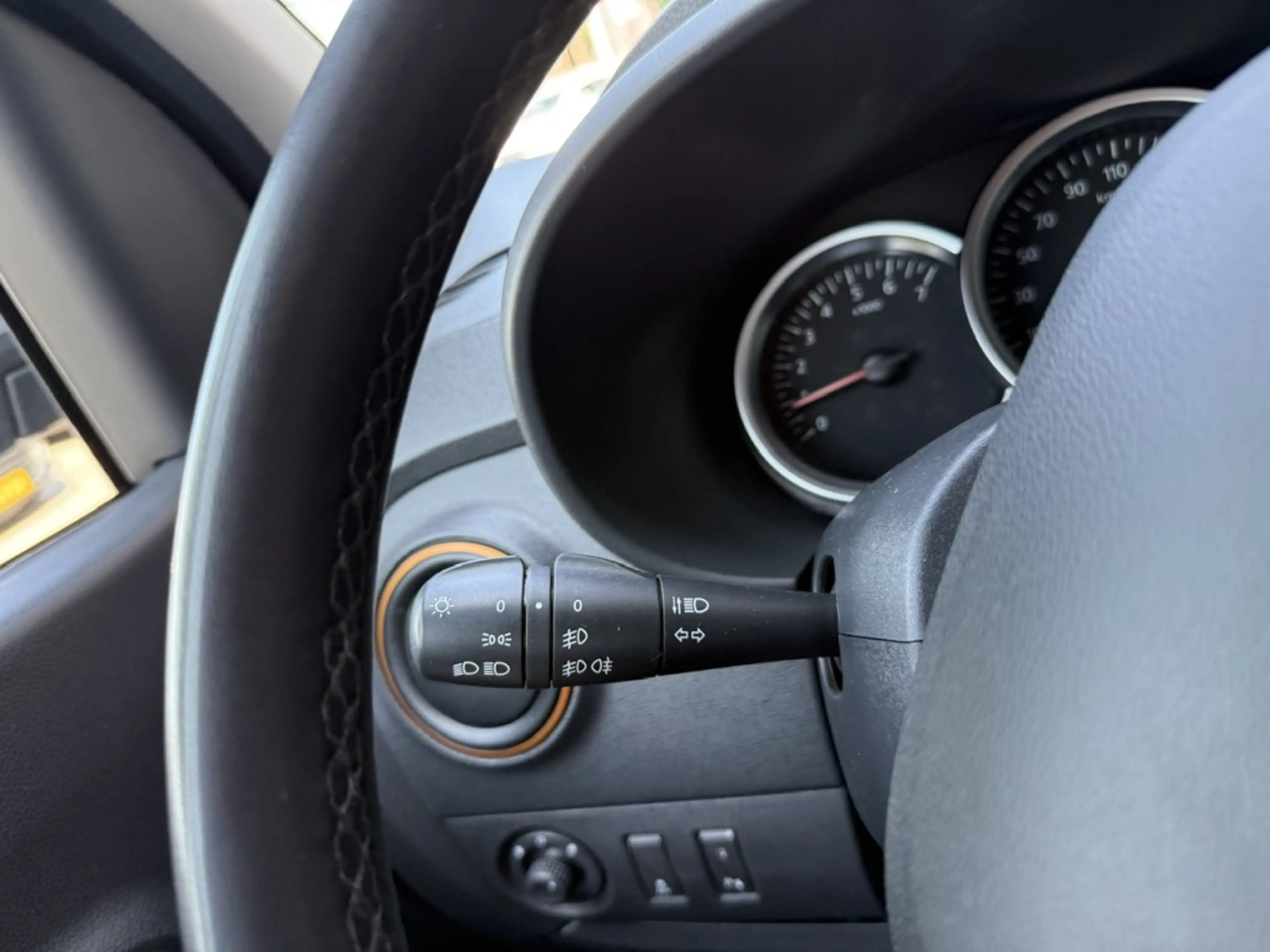 Dacia Dokker 1.2 TCe S&S Ambiance NIEUWE APK / RIJDT GOED / AIR — photo 24