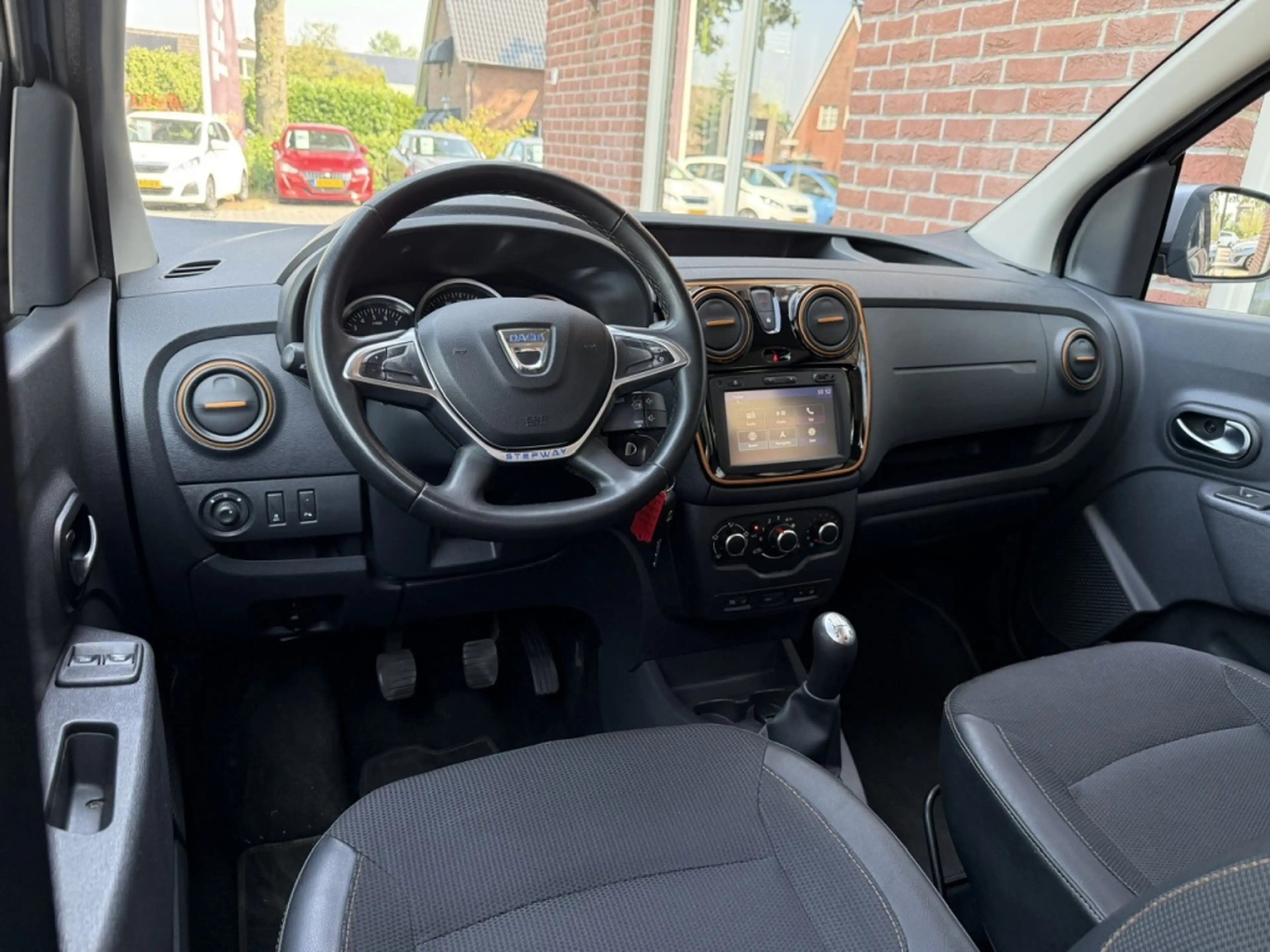 Dacia Dokker 1.2 TCe S&S Ambiance NIEUWE APK / RIJDT GOED / AIR — photo 3