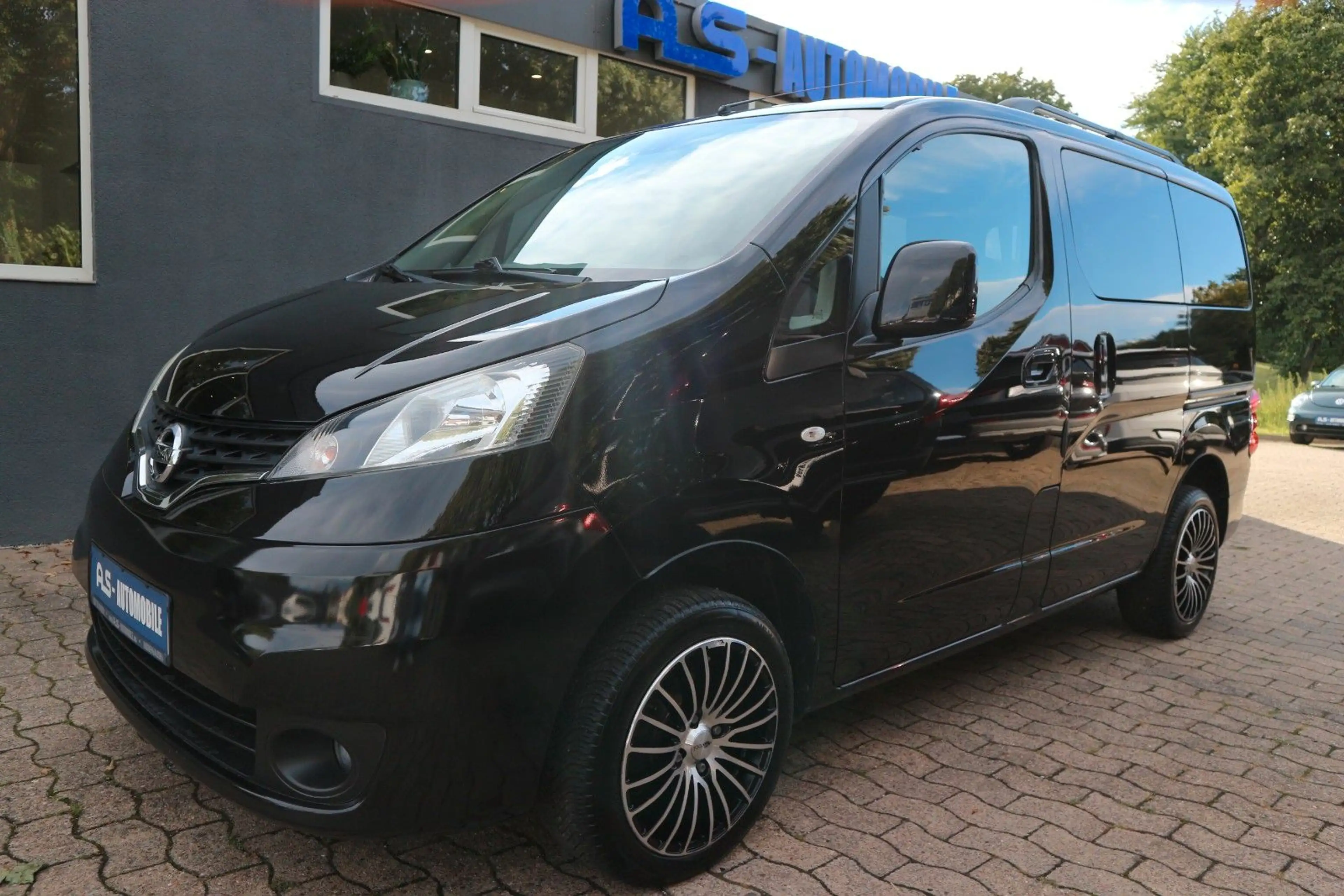 Nissan NV200 Evalia Tekna *1.HAND | RFK | TEMPO | KLIMA | AHK* — photo 3