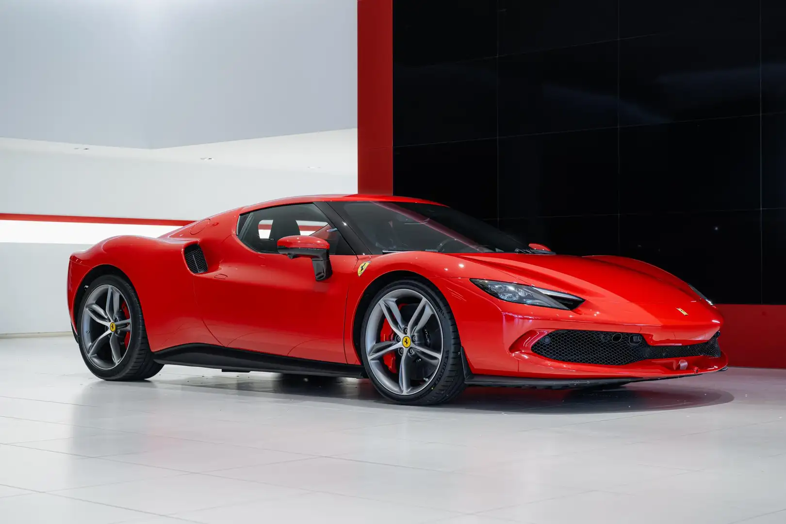 Ferrari 296 GTB - Kroymans Ferrari* Rouge - 2