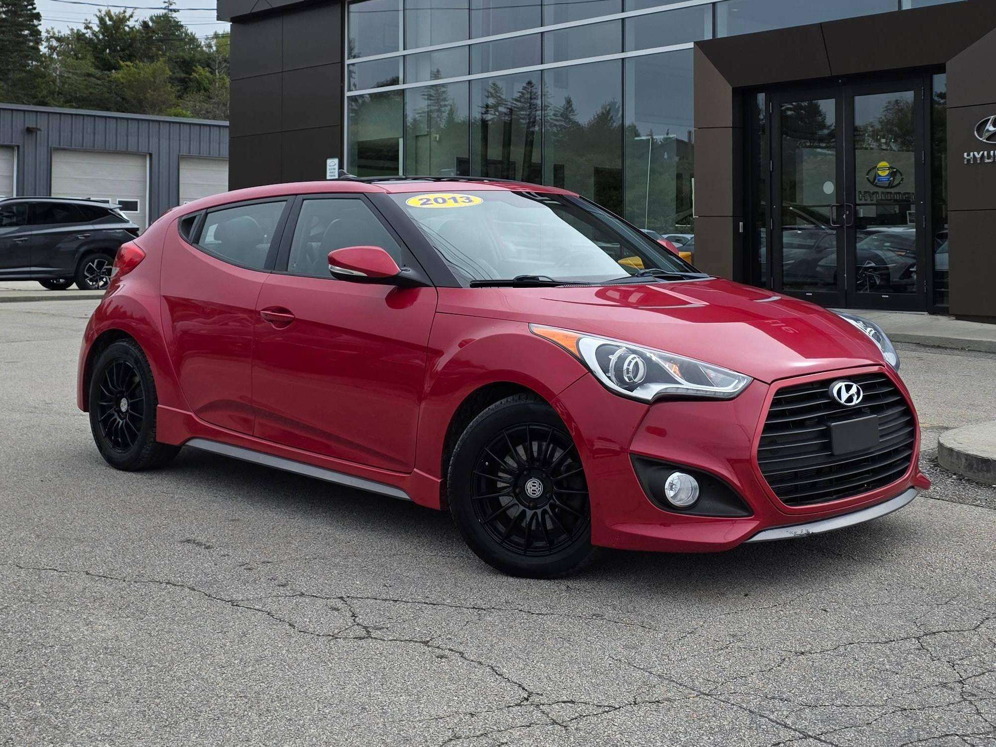 Red 2013 Hyundai Veloster Coupe Front-Wheel Drive Automatic