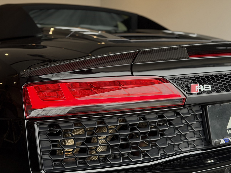 Audi R8 Spyder V10 performance quattro S-tronic — photo 11