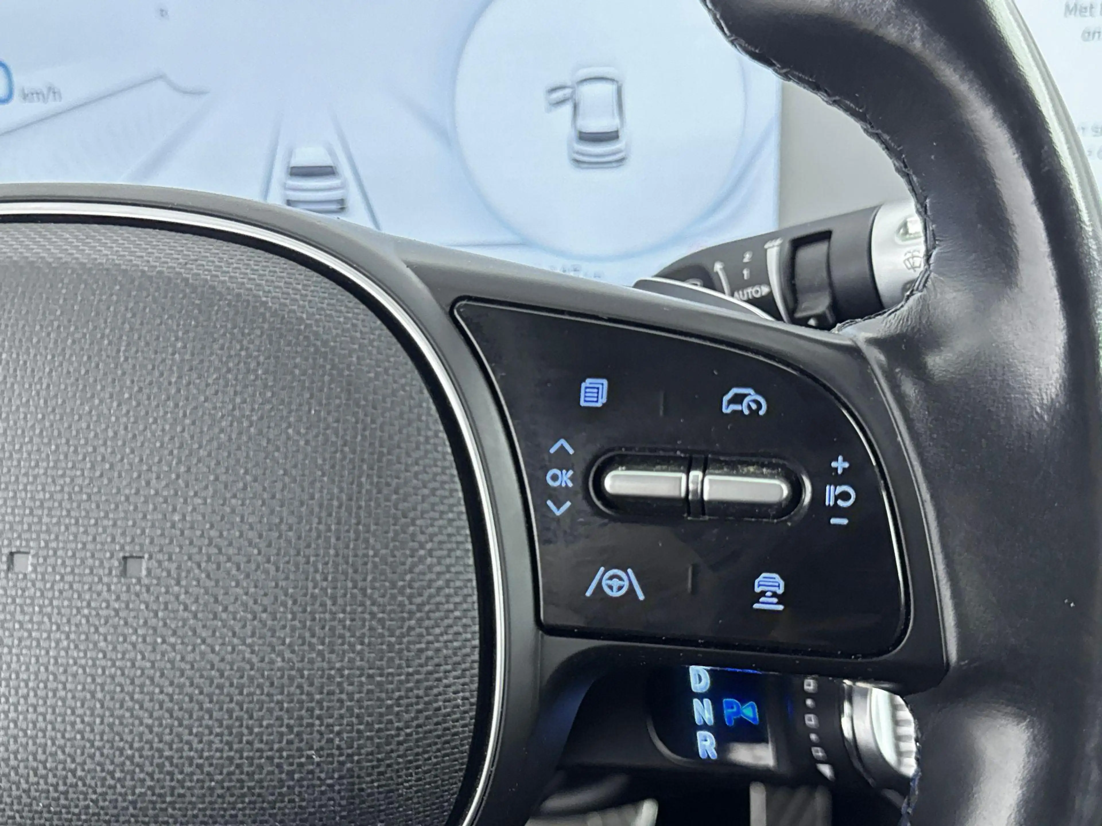 Hyundai IONIQ 5 Connect+ 73kWh | SoH 96% | 800V | All Season | Tre — photo 9