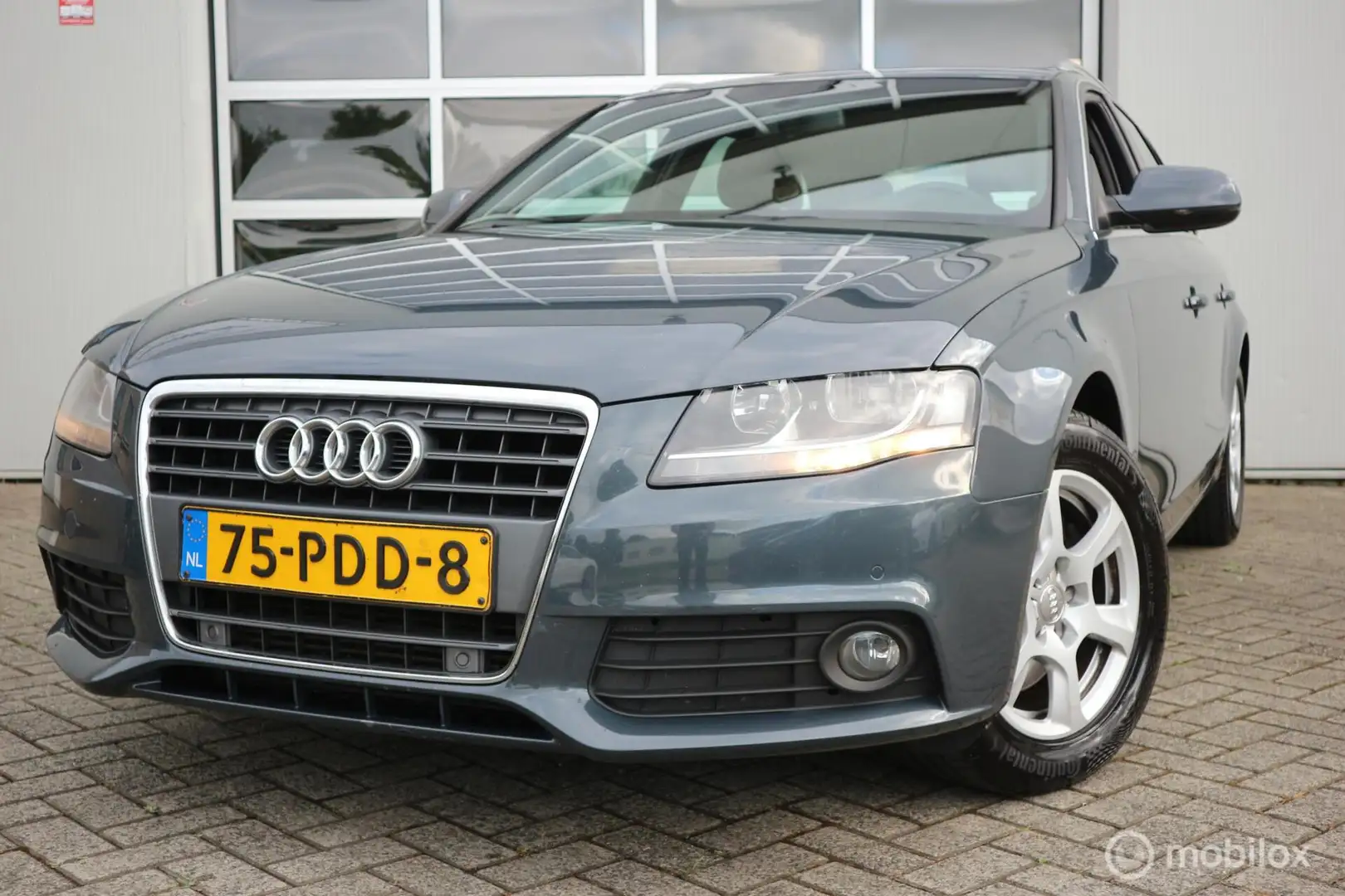 Audi A4 Avant 1.8 TFSI ECC/CRUISE-CONTROL/NAVIGATIE/TREKHA Grijs - 1