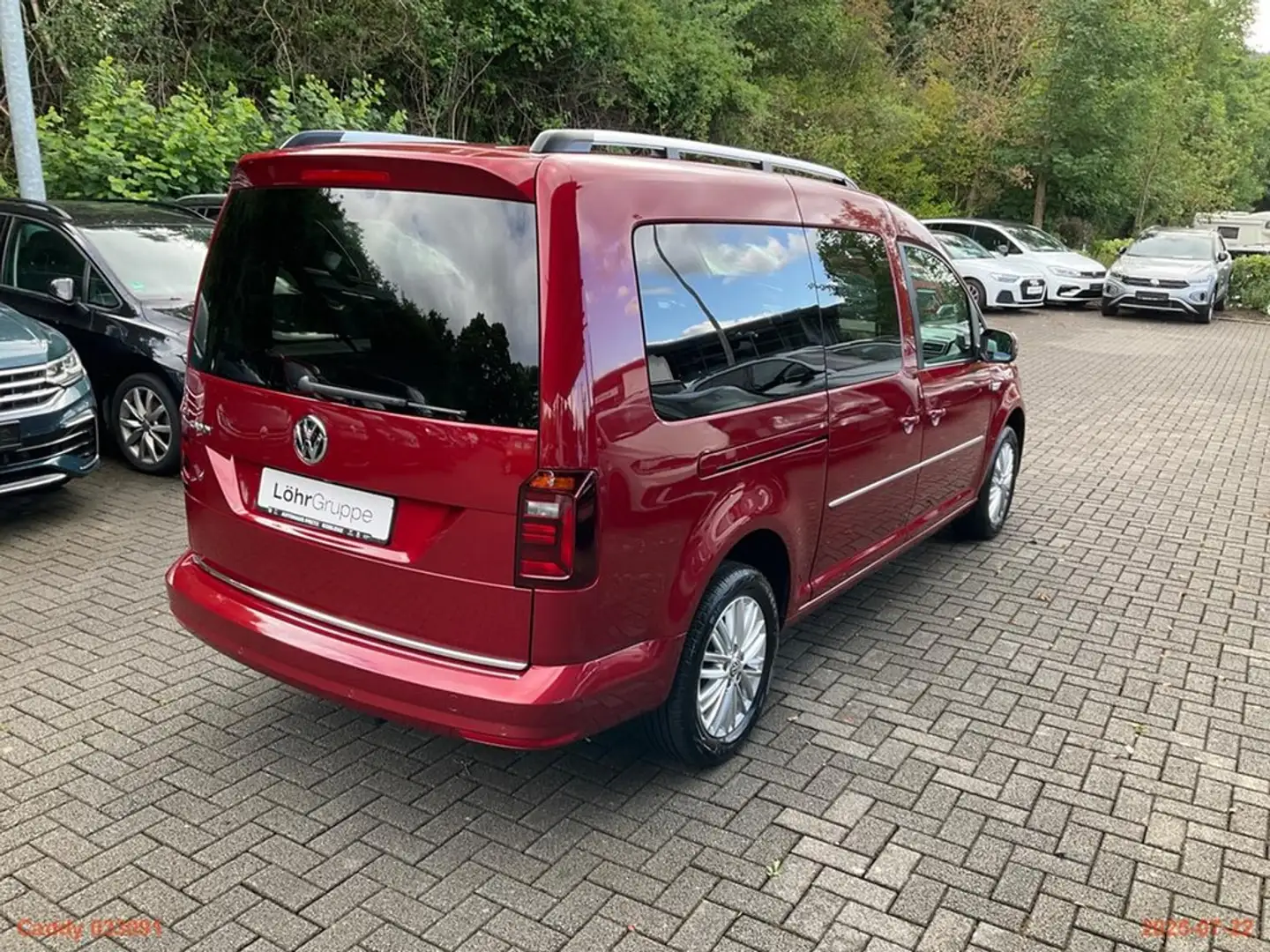 Volkswagen Caddy Maxi 1.4 TSI Highline 7Sitzer, AHK, RFK, Bi-Xen... Rot - 2