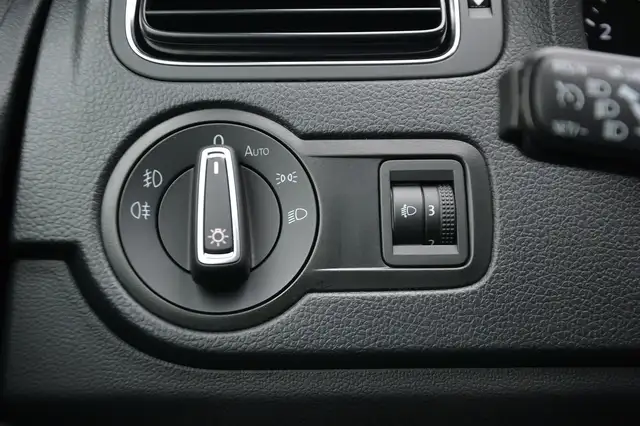 Volkswagen Polo view 20
