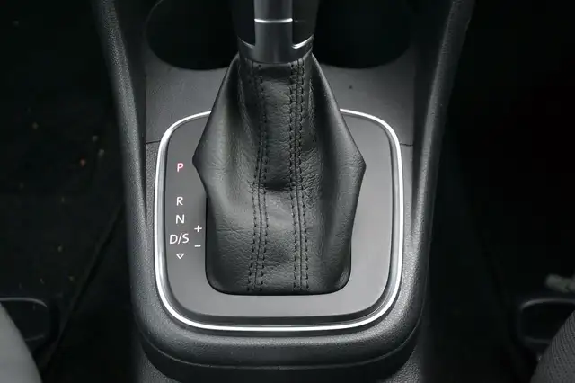 Volkswagen Polo view 17