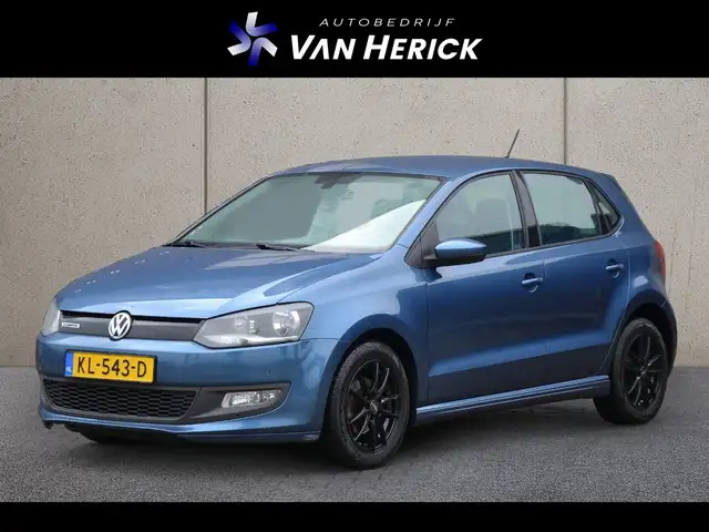 2016 Volkswagen Polo in Blue for sale