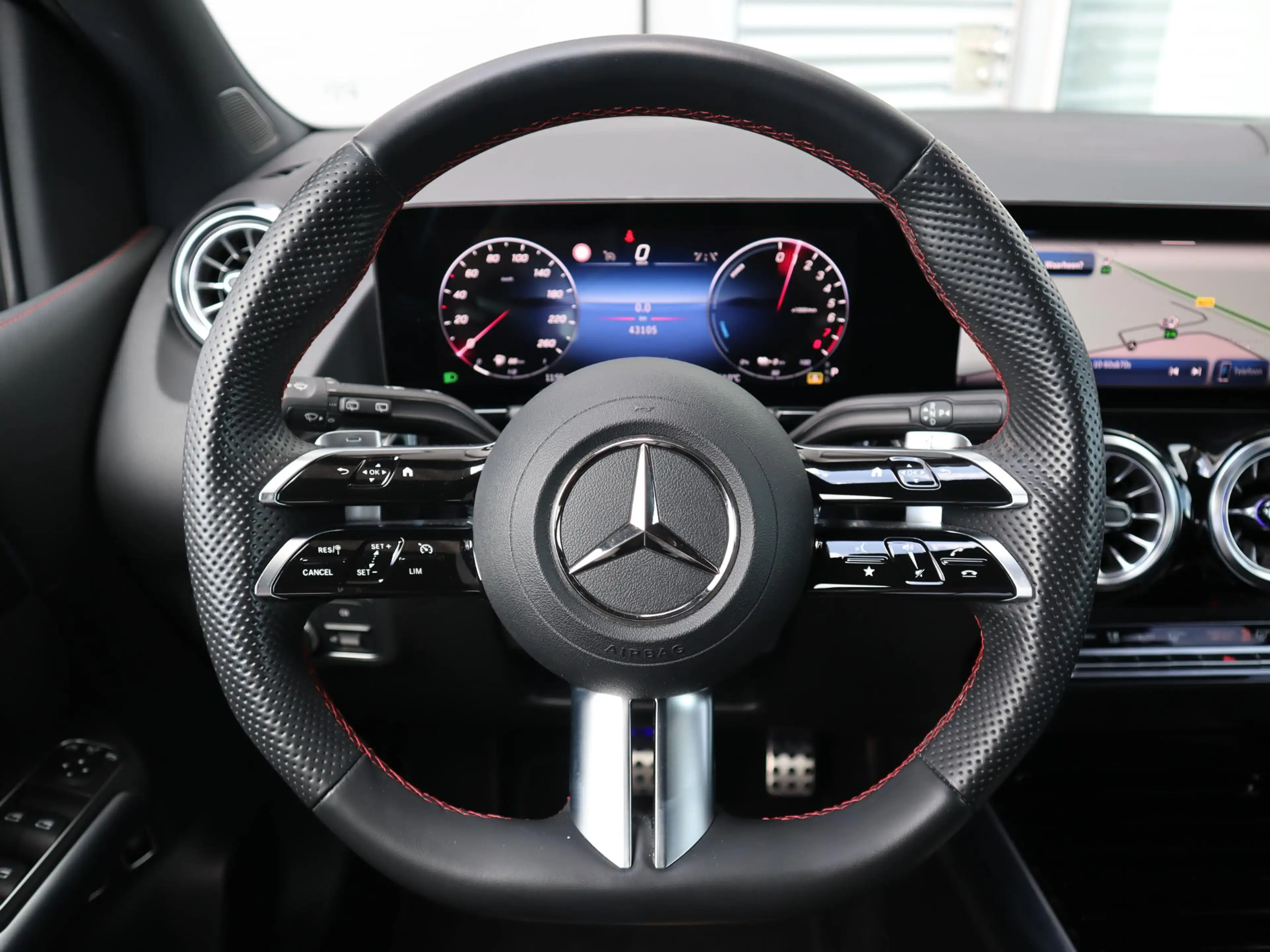 Mercedes-Benz B 250 e AMG Line l Keyless l Achteruitrij camera l Stoel — photo 14
