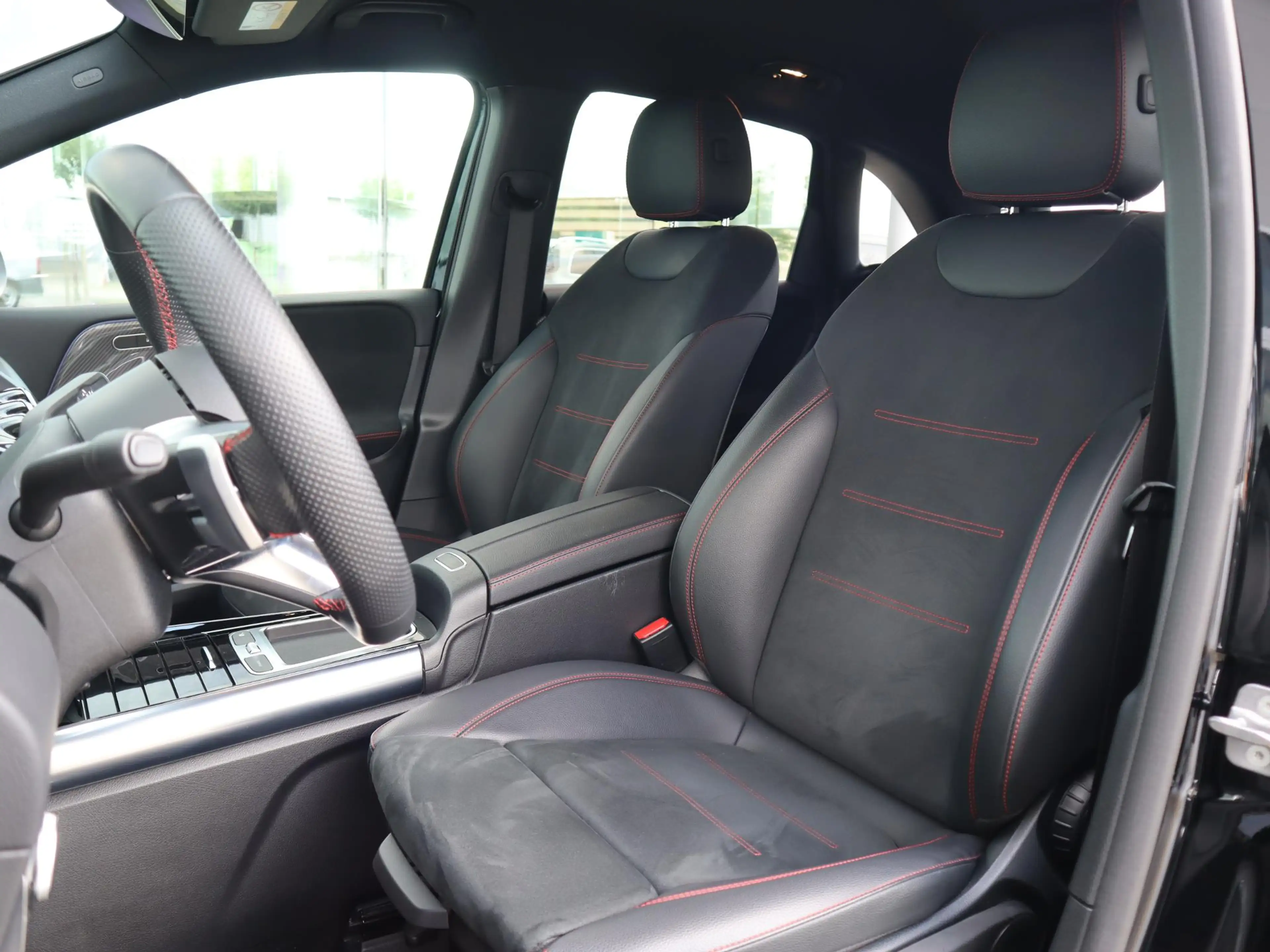 Mercedes-Benz B 250 e AMG Line l Keyless l Achteruitrij camera l Stoel — photo 12