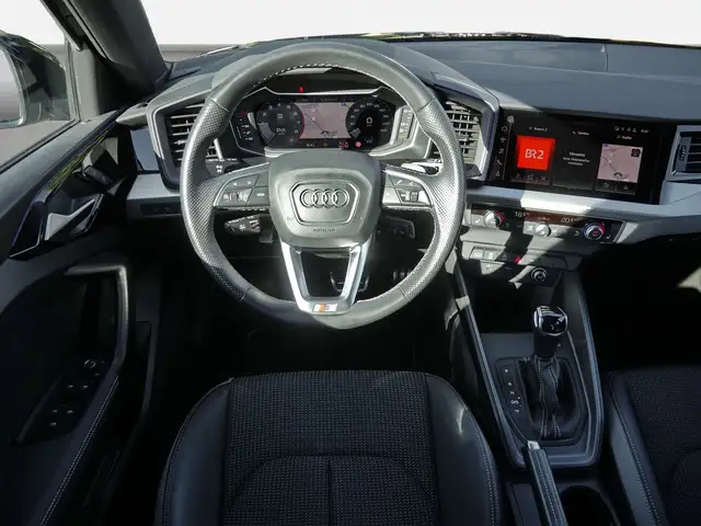 Audi A1 view 8
