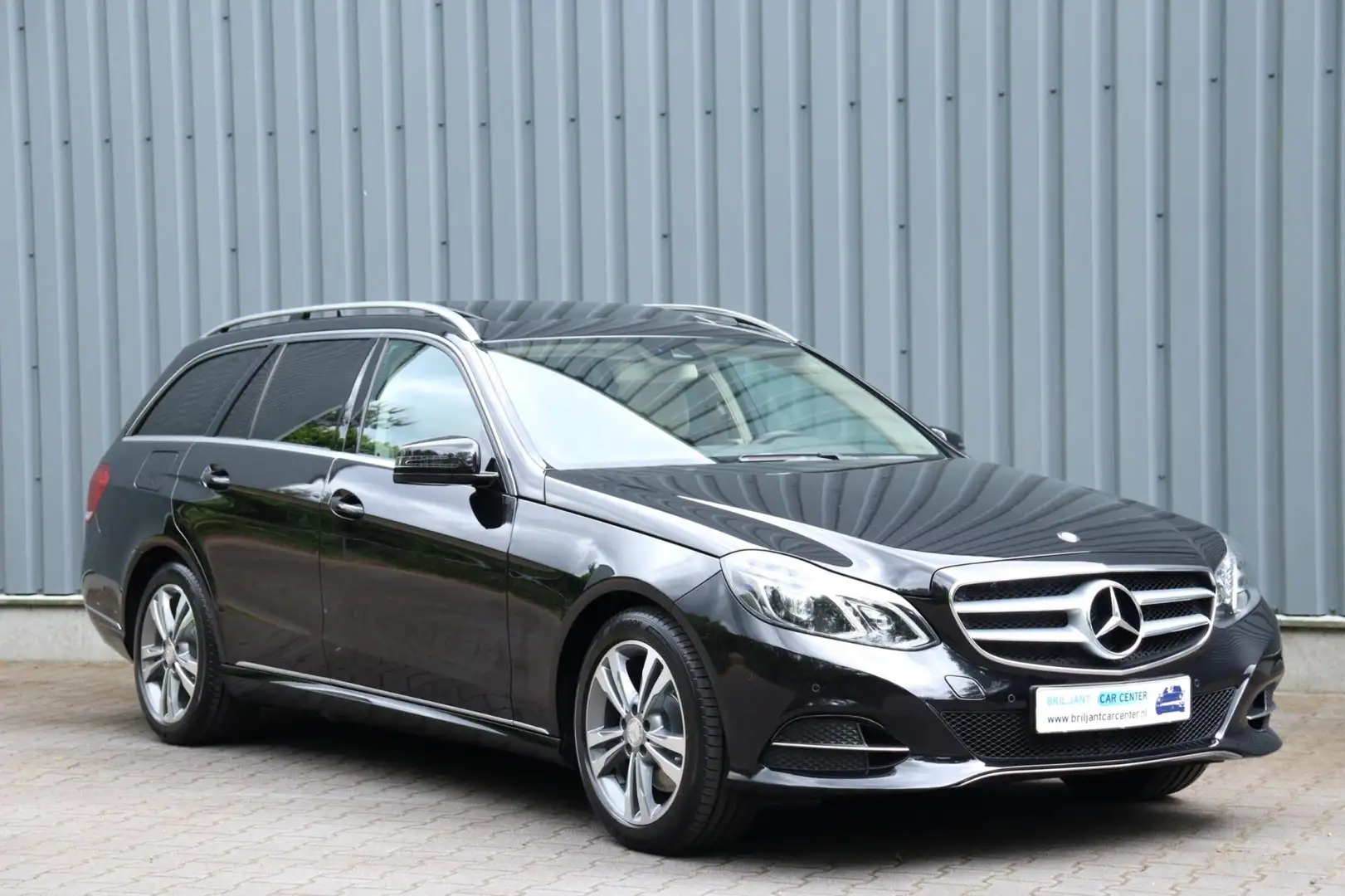Mercedes-Benz E 300 Estate V6 252 PK AVANTGARDE *75.206KM.!* Negro - 1