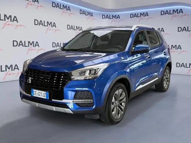 DR Automobiles DR4