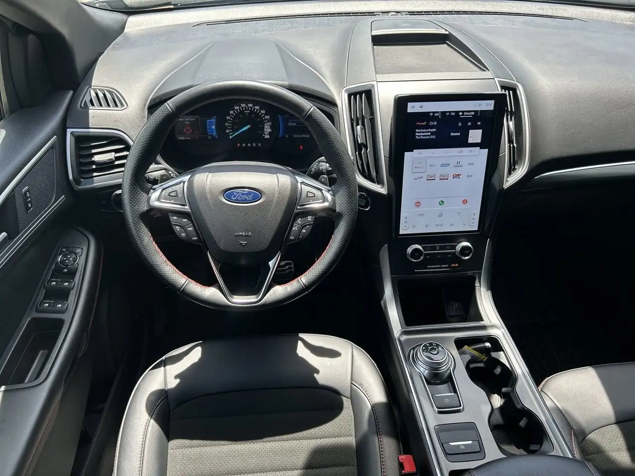 Ford Edge снимка Ford Edge