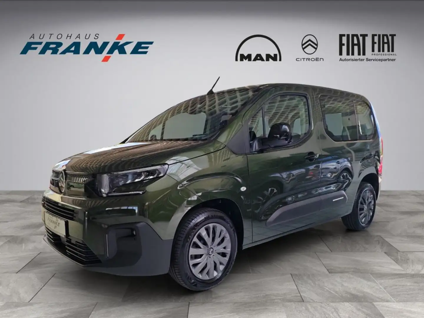 Citroen Berlingo M PureTech 110 PLUS, Vert - 2
