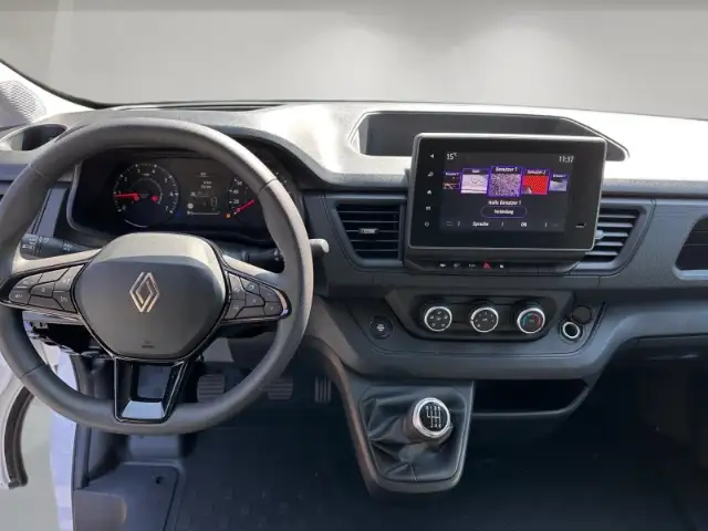 Renault Trafic view 11