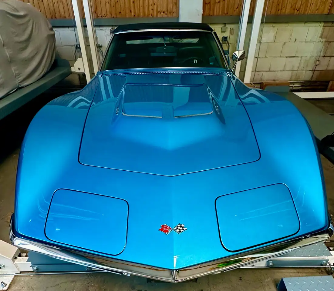 Corvette C3 427 Roadster matching numbers, foto 1