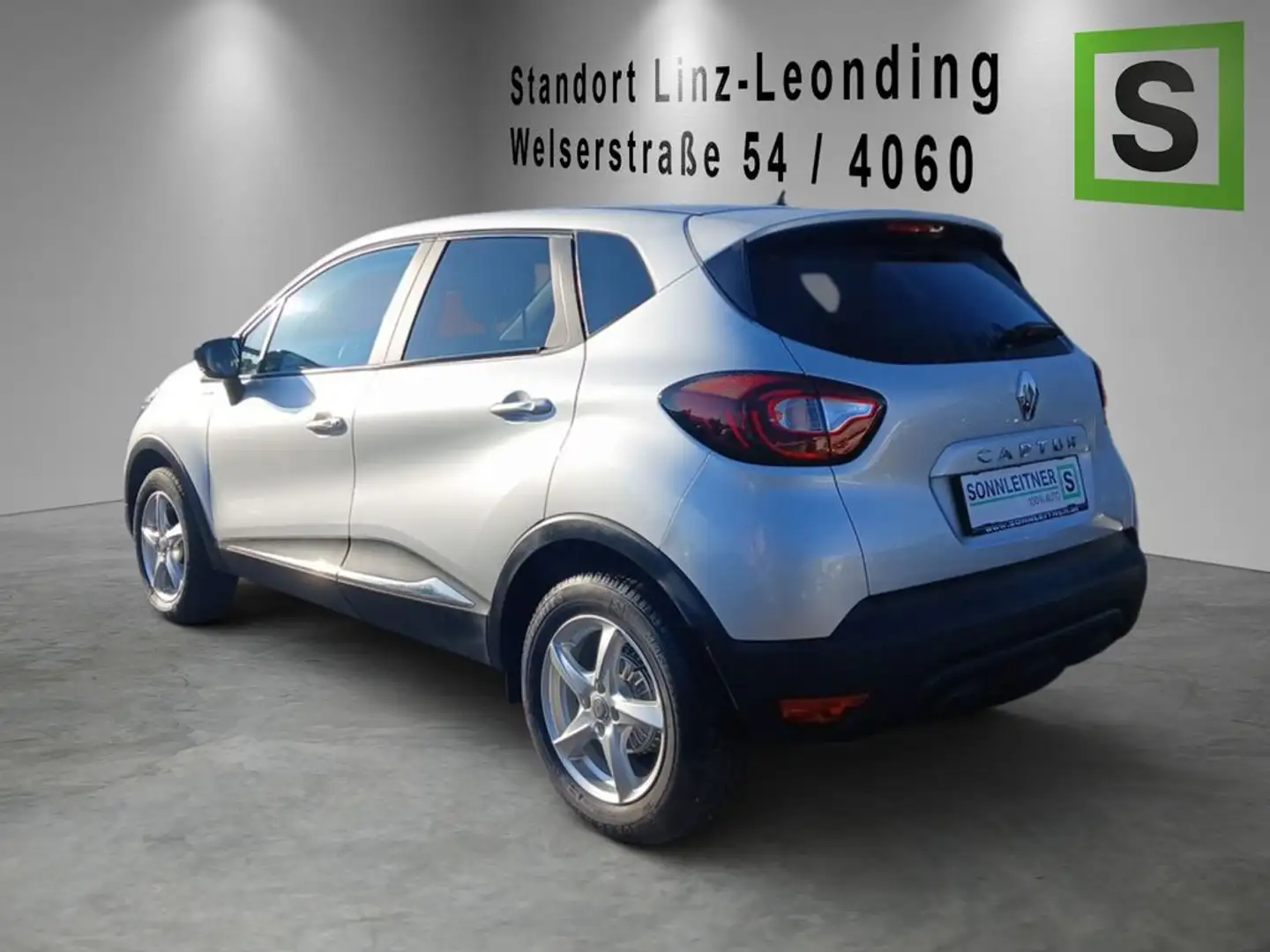 Renault Captur CAPTUR Limited TCe 90 Grau - 2