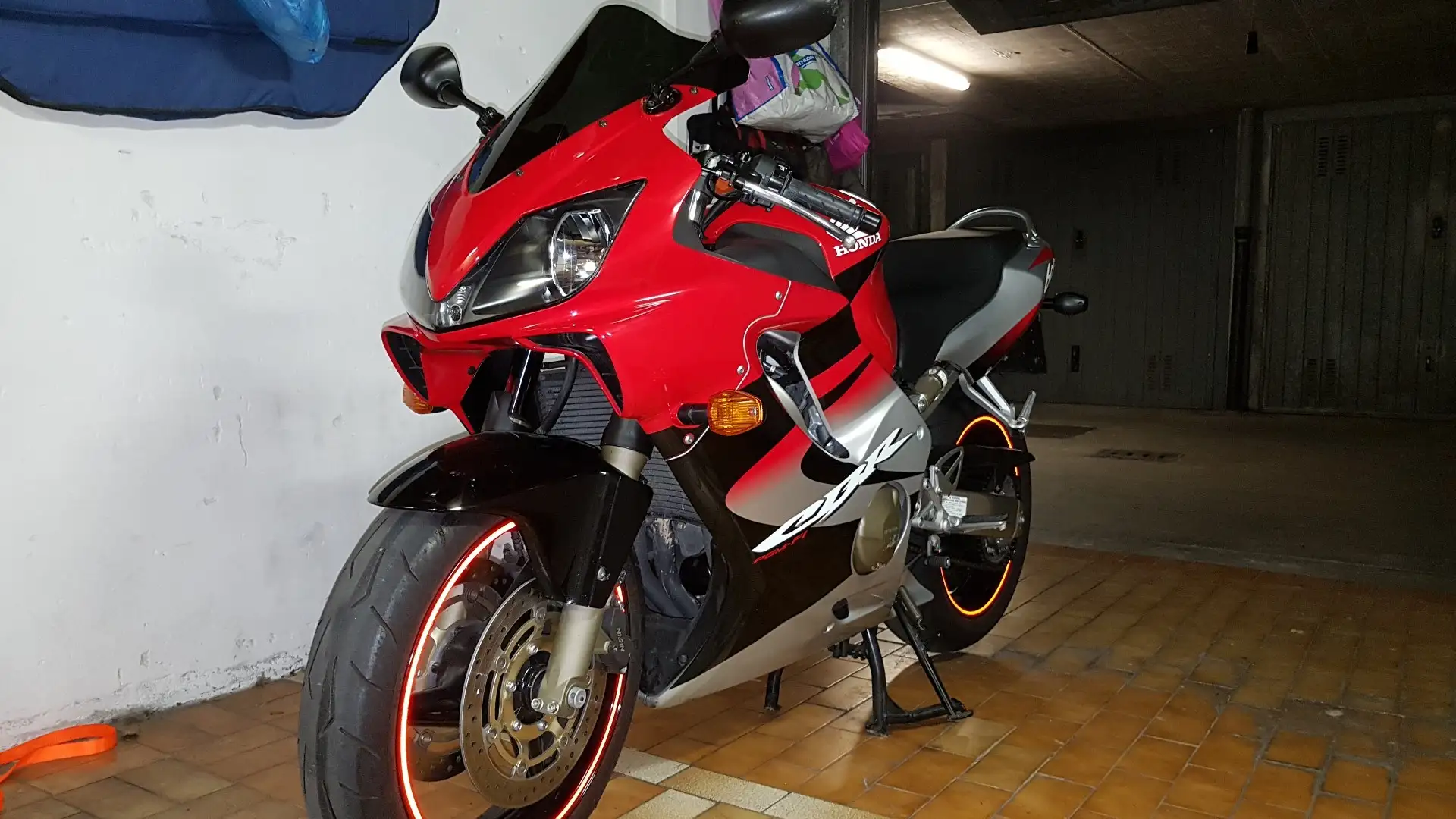 Honda CBR 600 Rojo - 1