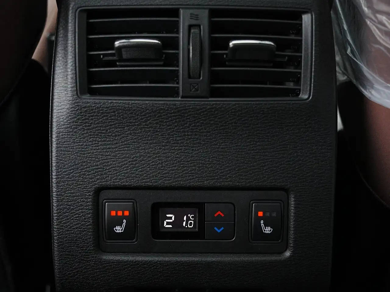 Mitsubishi Outlander снимка Mitsubishi Outlander